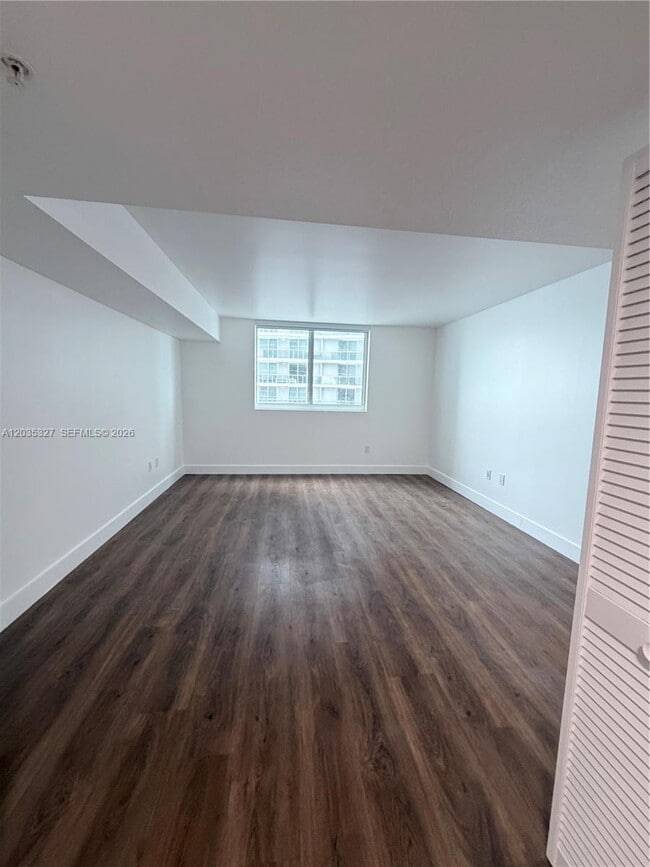 Foto del edificio - 1800 N Bayshore Dr