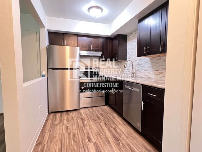 Building Photo - Budget-Friendly Comfort | 2-Bedroom with U...