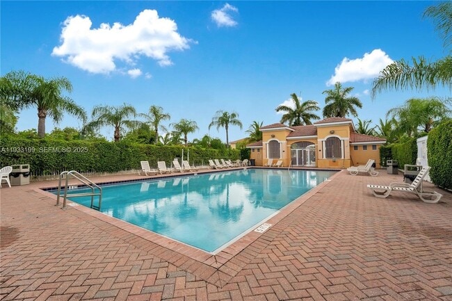 Photo - 10934 SW 247th Ter Townhome