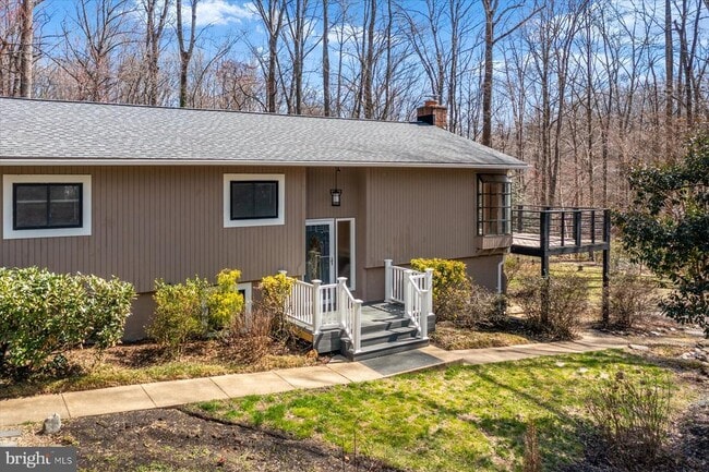 Building Photo - 2891 Spring Lakes Dr