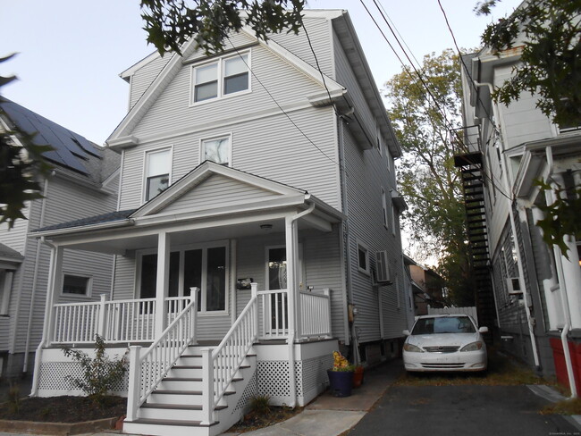 Building Photo - 631 Whalley Ave