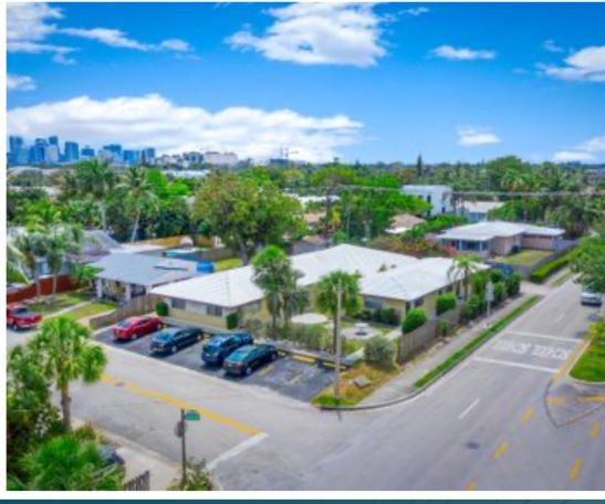 Foto del edificio - 1241 NE 16th Ter