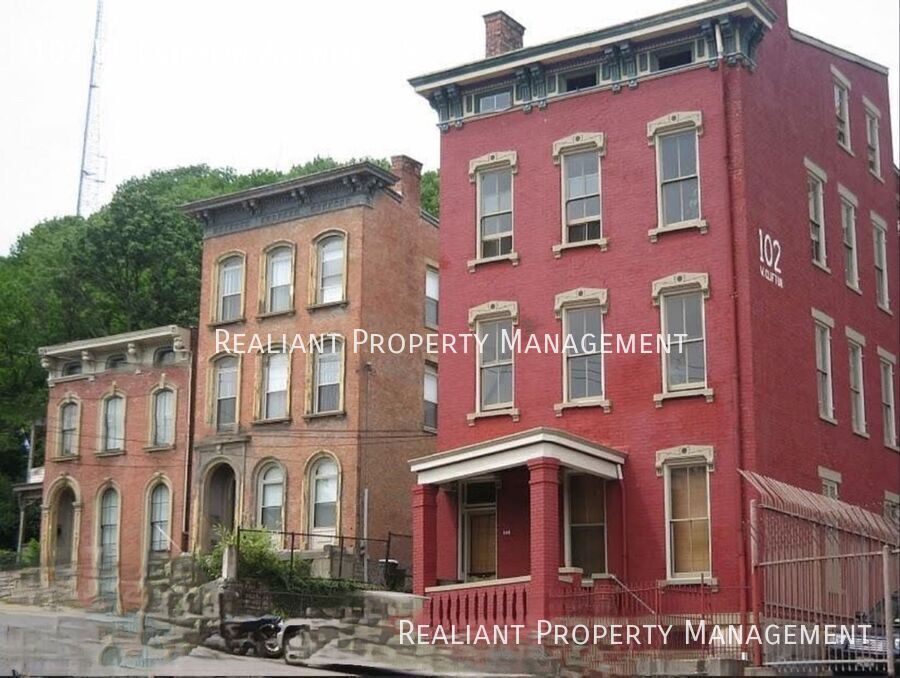 102 W Clifton Ave Unit 5, Cincinnati, OH 45219 Room for Rent in Cincinnati, OH