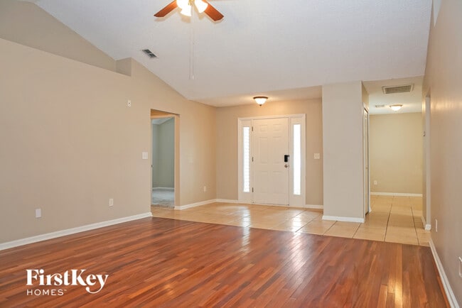 Building Photo - 2152 Ardencroft Dr