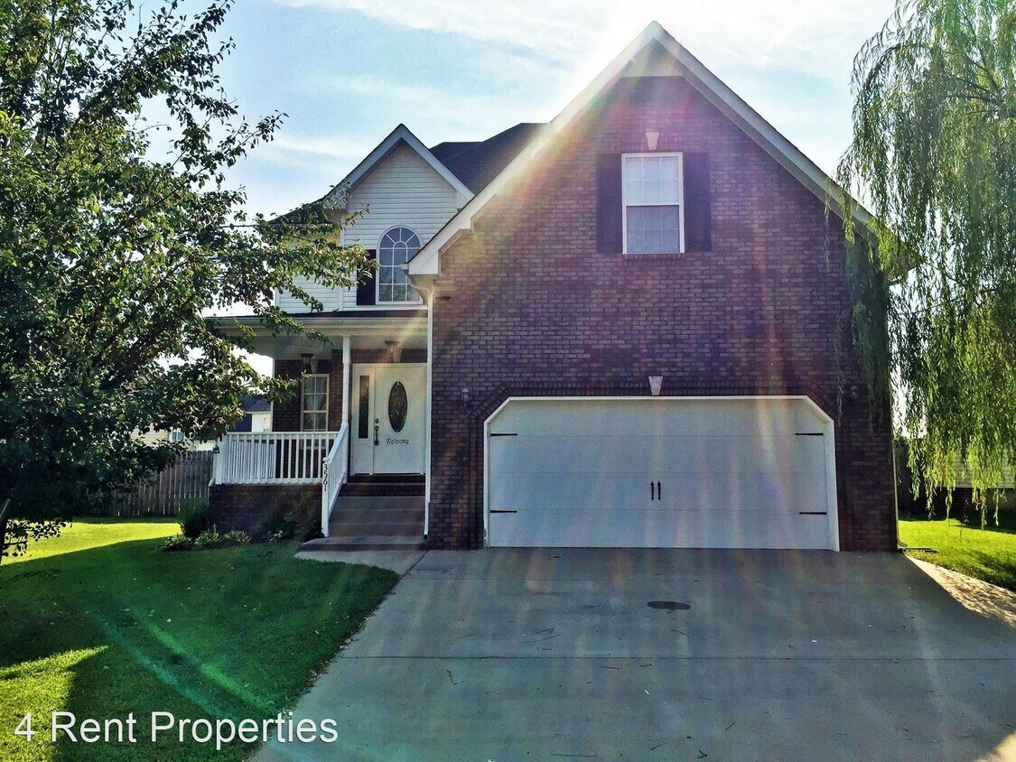 4 br, 2.5 bath House 3561 Southwood Drive House Rental in