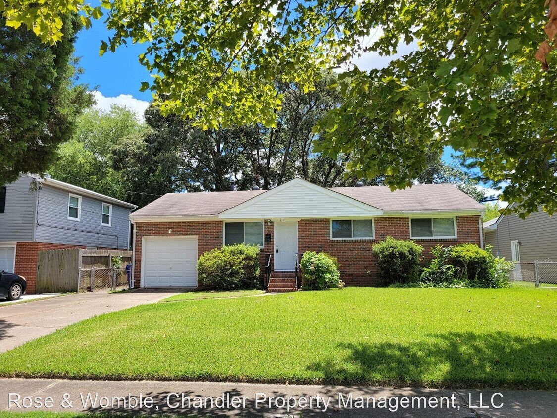 Foto principal - 4 br, 2 bath House - 429 Woodview Avenue
