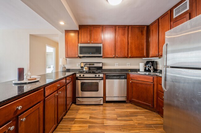Foto del edificio - 2300 N Commonwealth Ave