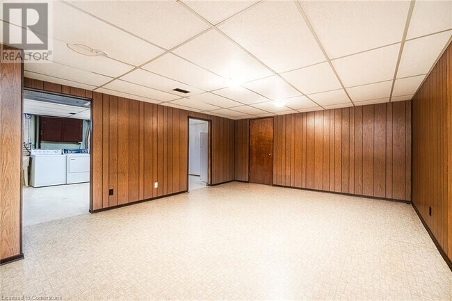 Building Photo - 100 Hadeland Ave