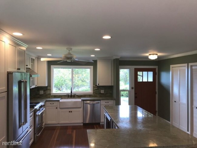 Building Photo - 3 br, 2 bath House - 21 Kai Nana Pl