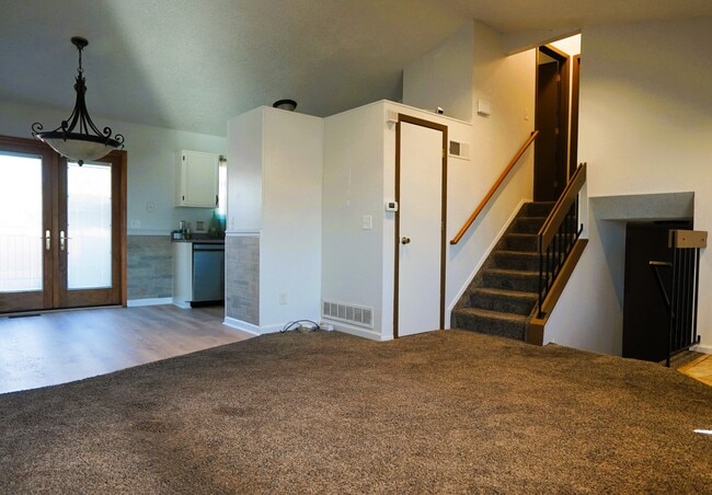 Photo - 3525 E 97th Pl House