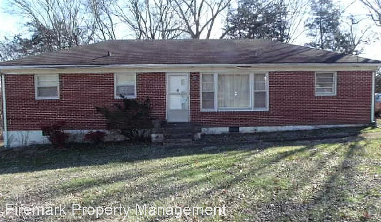 Primary Photo - 3 br, 1 bath House - 425 Ashwood Ave.