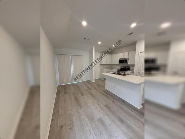 Foto del edificio - 250 Sarah Alyse Ln