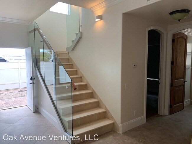 Foto del edificio - 3 br, 2 bath House - 1206 Oak Avenue
