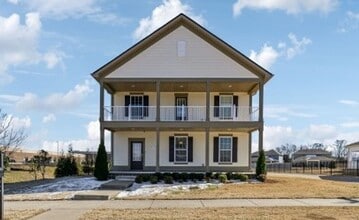 Building Photo - 1222 Westlawn Blvd