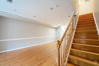 Building Photo - 1535 Gales St NE