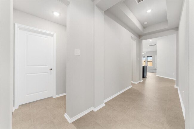 Building Photo - 20555 Laila Manor Ln