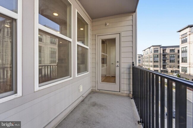 Foto del edificio - 13331 Launders St