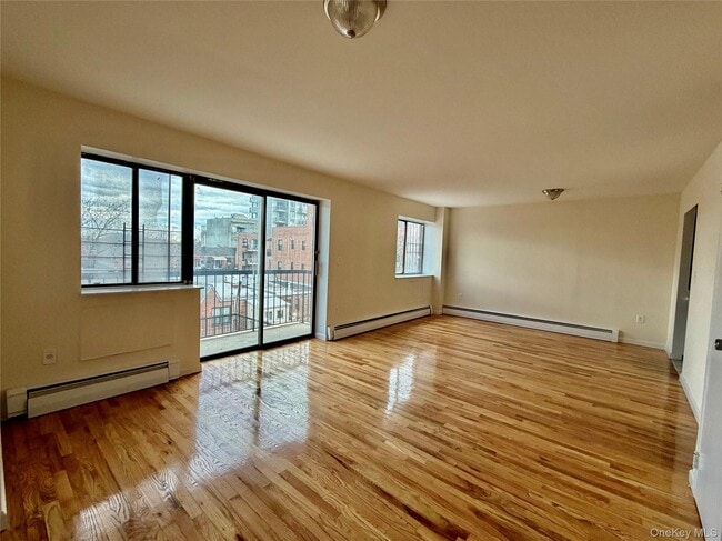 Foto del edificio - 132-54 Pople Ave