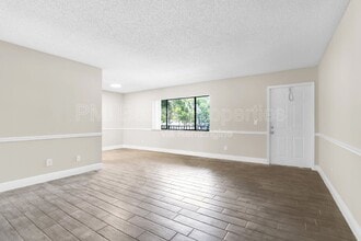 Building Photo - 414 Meadows Cir