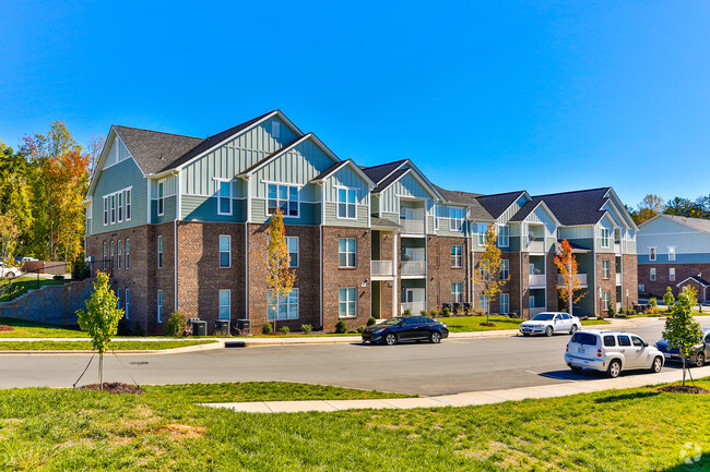 Building Photo - South Fork Village