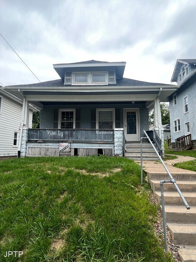 Foto del edificio - 2 br, 1 bath House - 3219 8th avenue