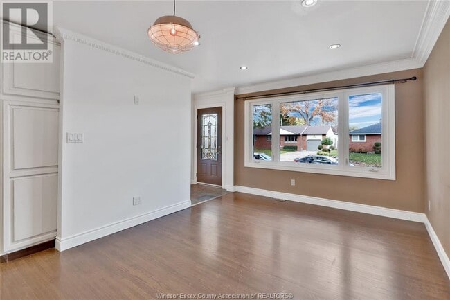 Building Photo - 3633 McKay Ave