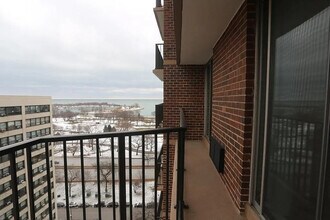 Building Photo - 4170 N Marine Dr