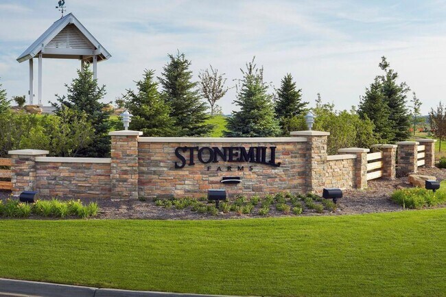 Foto del edificio - 11478 Sawmill Curve