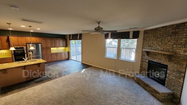 Foto del edificio - 2075 Echo Valley Pkwy