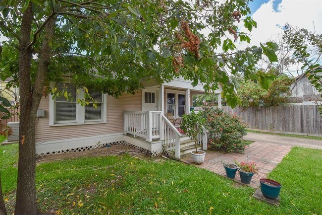 Foto del edificio - 102 Frawley St