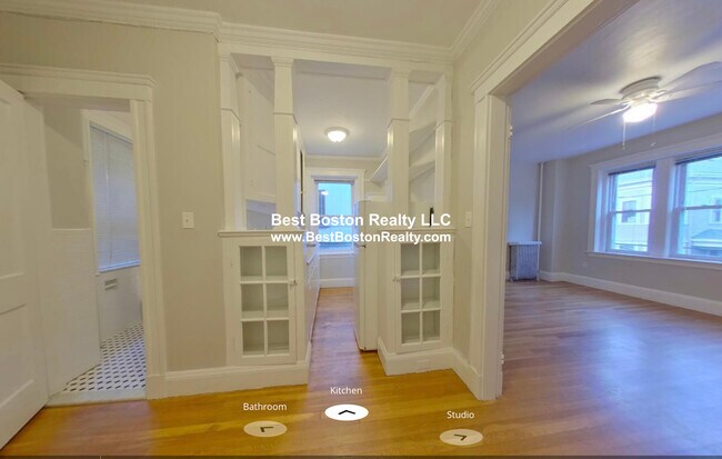 Building Photo - 11 Gray St