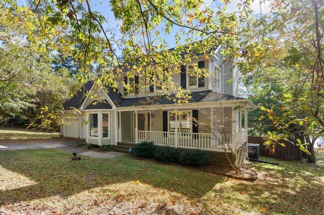 Building Photo - Beautiful 4 Bedroom/ 2 Story Home
