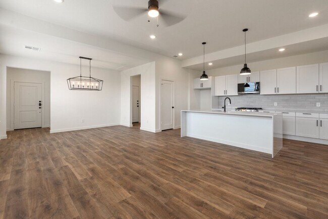 Building Photo - 1789 Peach Creek Dr