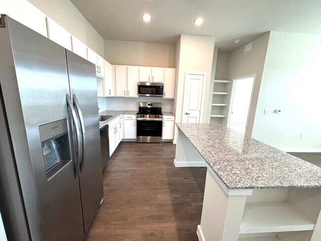 Foto del edificio - 4480 Farm to Market Rd 720