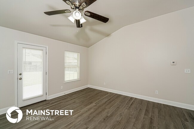 Foto del edificio - 955 Clover Ave