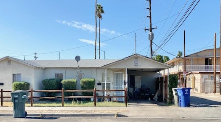 Primary Photo - 1070 W 11th Street