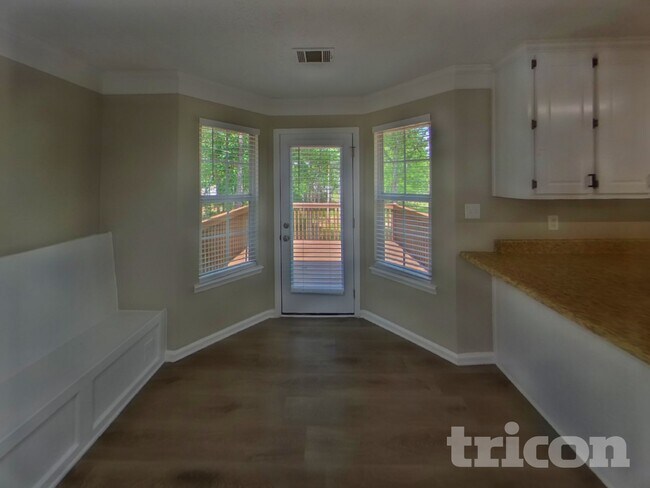 Building Photo - 760 Country Lake Ct