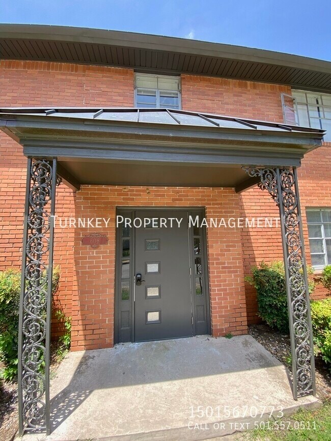 Foto del edificio - 608-612 E 7th St