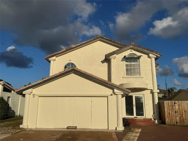 Foto del edificio - 472 NW 2nd Terrace