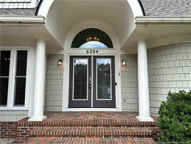 Building Photo - 6204 Kirkwall Rd