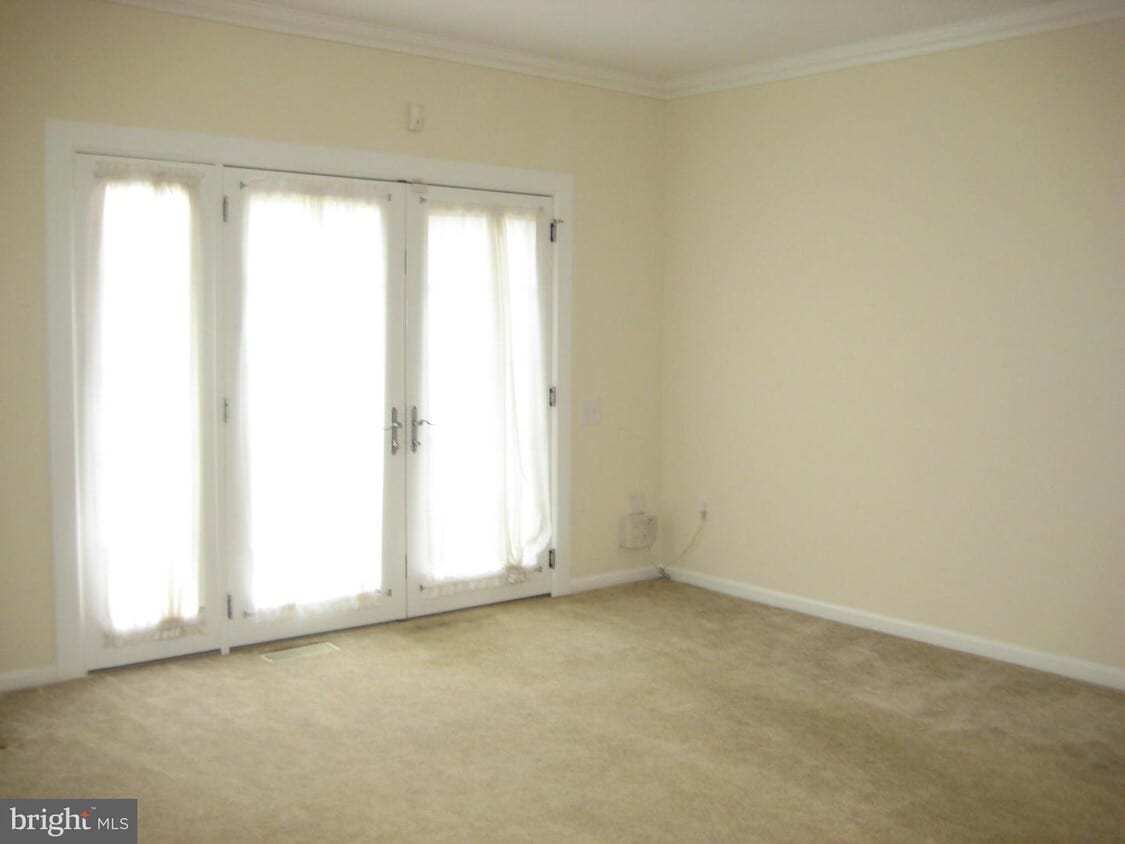 7183 Fairfield Ct, Alexandria, VA 22306 Townhome Rentals in