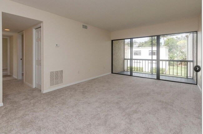 Building Photo - 3272 S Semoran Blvd