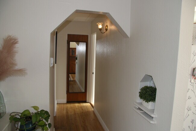 Foto del edificio - 2265 N Depew St