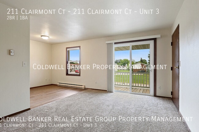 Building Photo - 211 Clairmont Ct