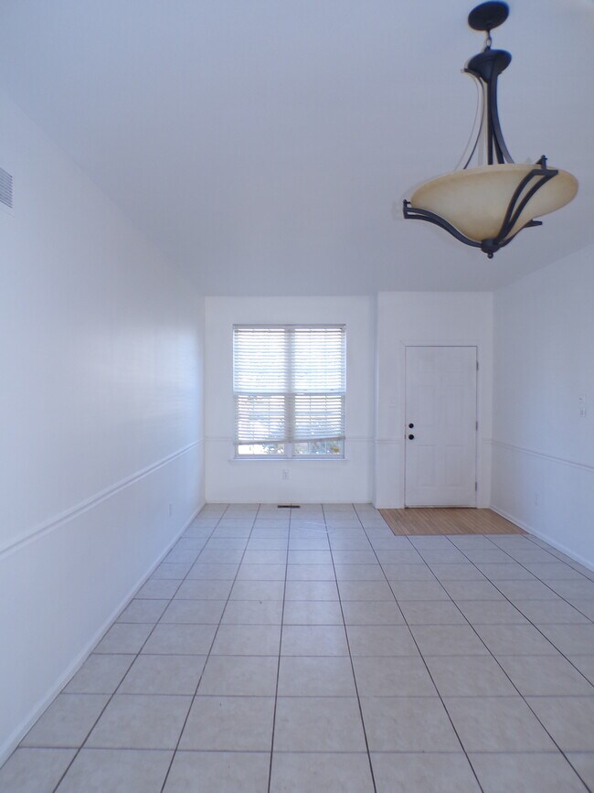 Sala de estar - 7721 Cross Creek Cir