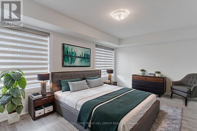 Building Photo - 23 Hay Ln.