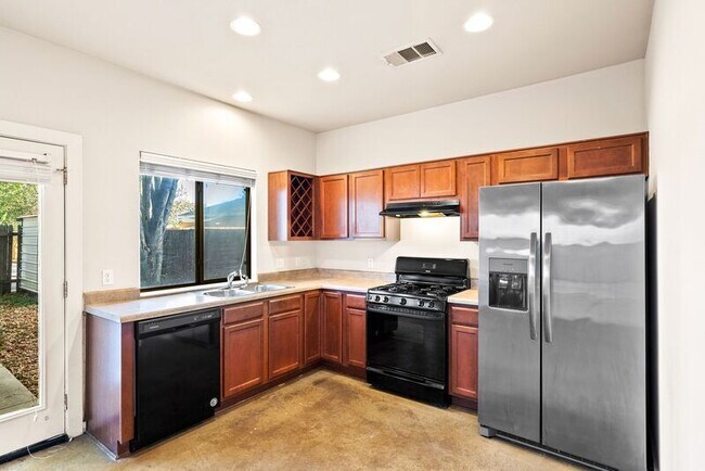 Building Photo - 4523 Credo Lane