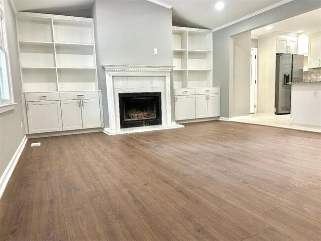 Building Photo - 100 Pecks Creek Ct