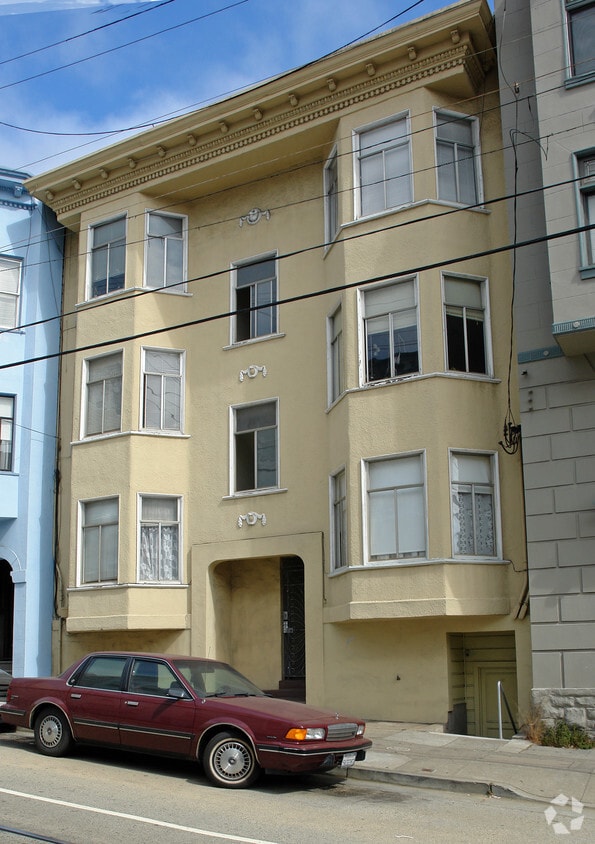 Building Photo - 1058-1062 Washington St