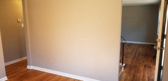 Foto del edificio - 3-Bedroom home available in Verona over looking the Allegheny River